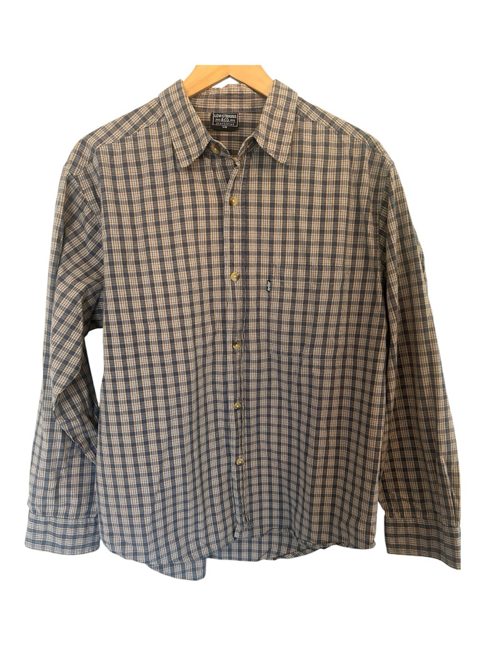 Vintage Levi's Y2K 2000s Men's Navy and Tan Plaid Button Down Dress Shirt Size L